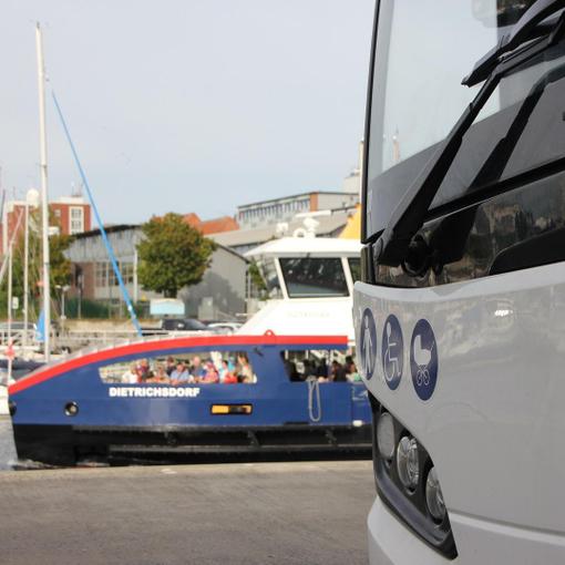 Kampfmittel­son­dier­ung­en am Fähranleger Friedrichsort dauern an - weiterhin Bus-Ersatzverkehr